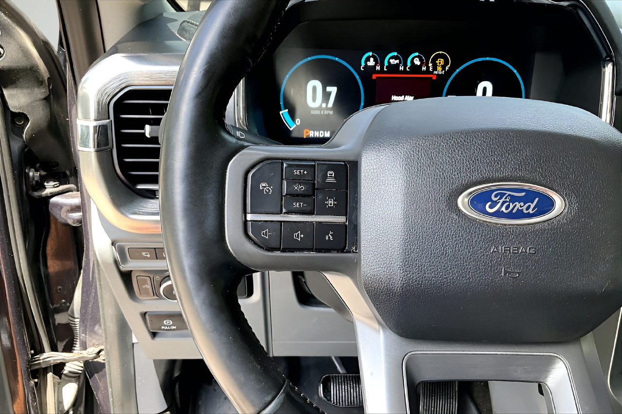 Used 2021 Ford F150 Lariat w/ Equipment Group 502A High AWD/4WD image 10