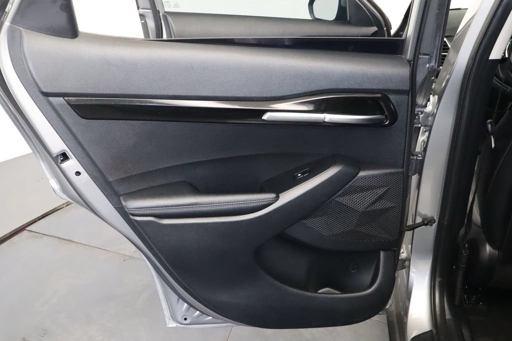 Used 2024 Kia Seltos EX FWD image 36