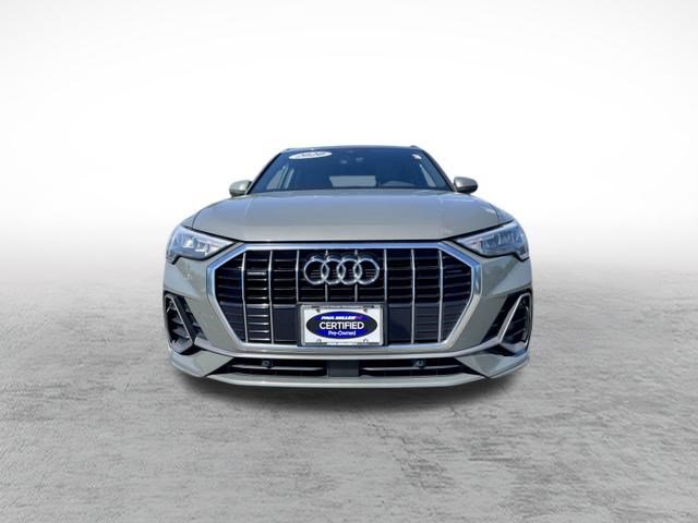 Used 2020 Audi Q3 2.0T Premium w/ Convenience Package AWD/4WD image 2
