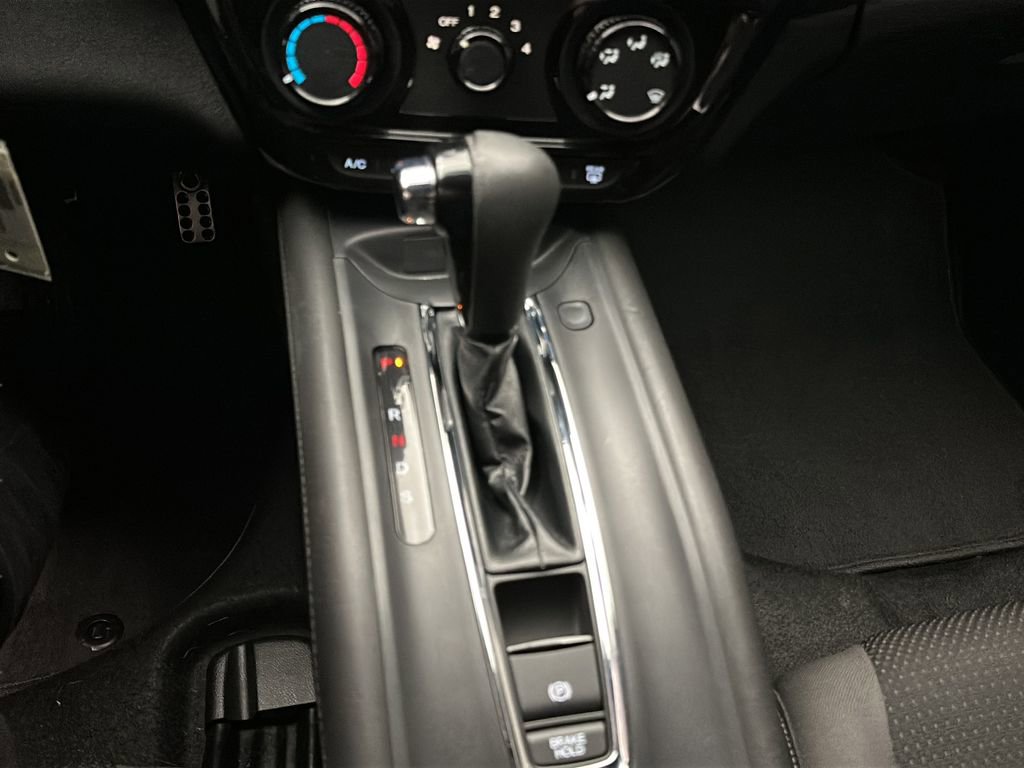 Used 2021 Honda HR-V Sport image 25