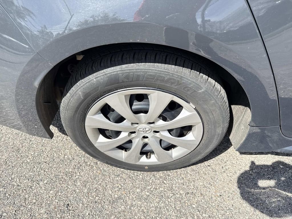 Certified 2024 Toyota Corolla LE image 9