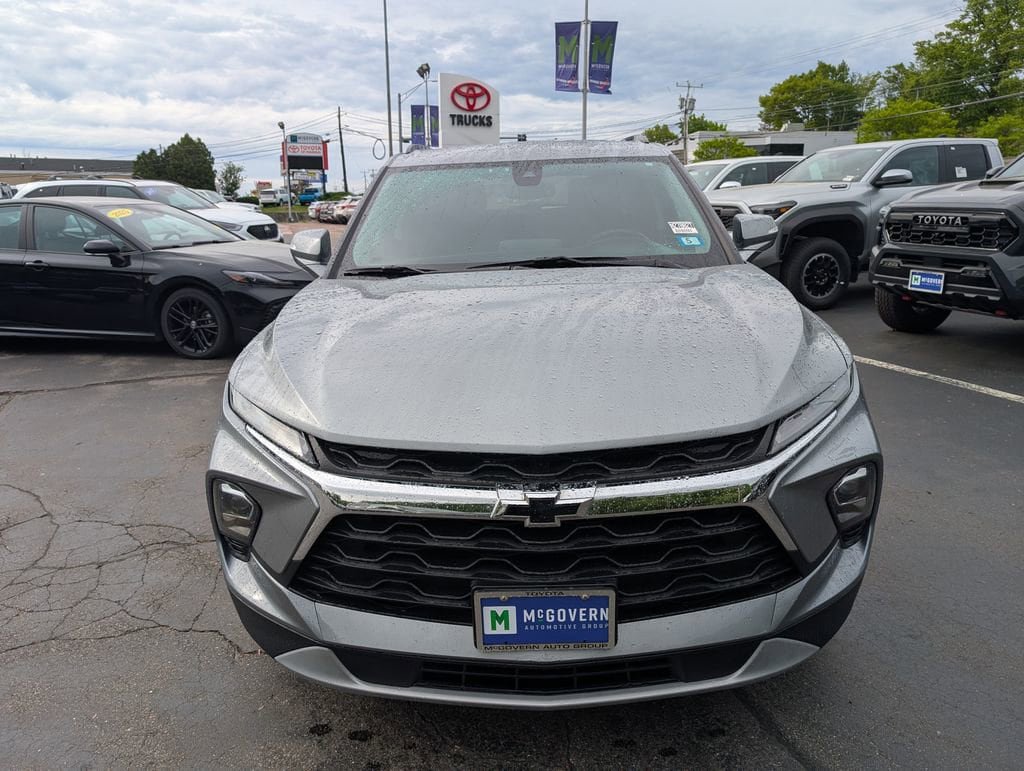 Used 2023 Chevrolet Blazer LT AWD/4WD image 11