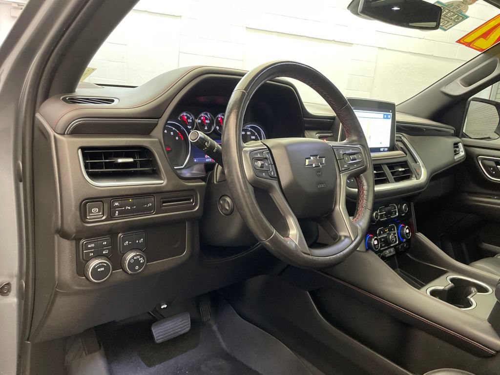 Used 2021 Chevrolet Suburban RST w/ Luxury Package AWD/4WD image 18