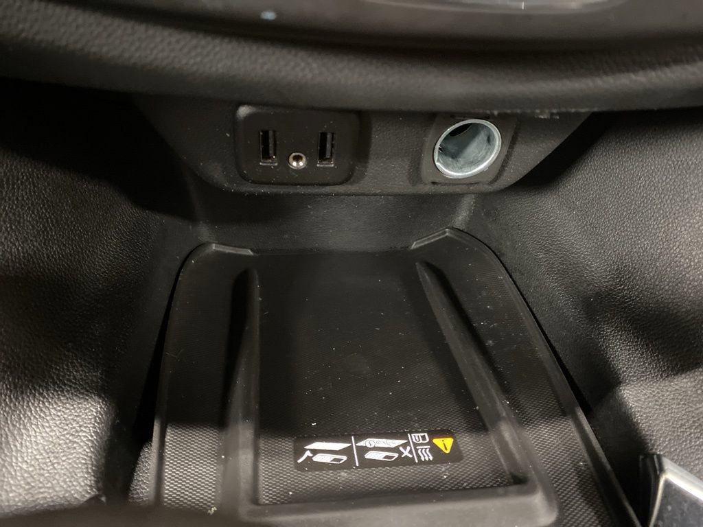 Used 2023 Chevrolet Traverse LT w/ Midnight/Sport Edition image 44