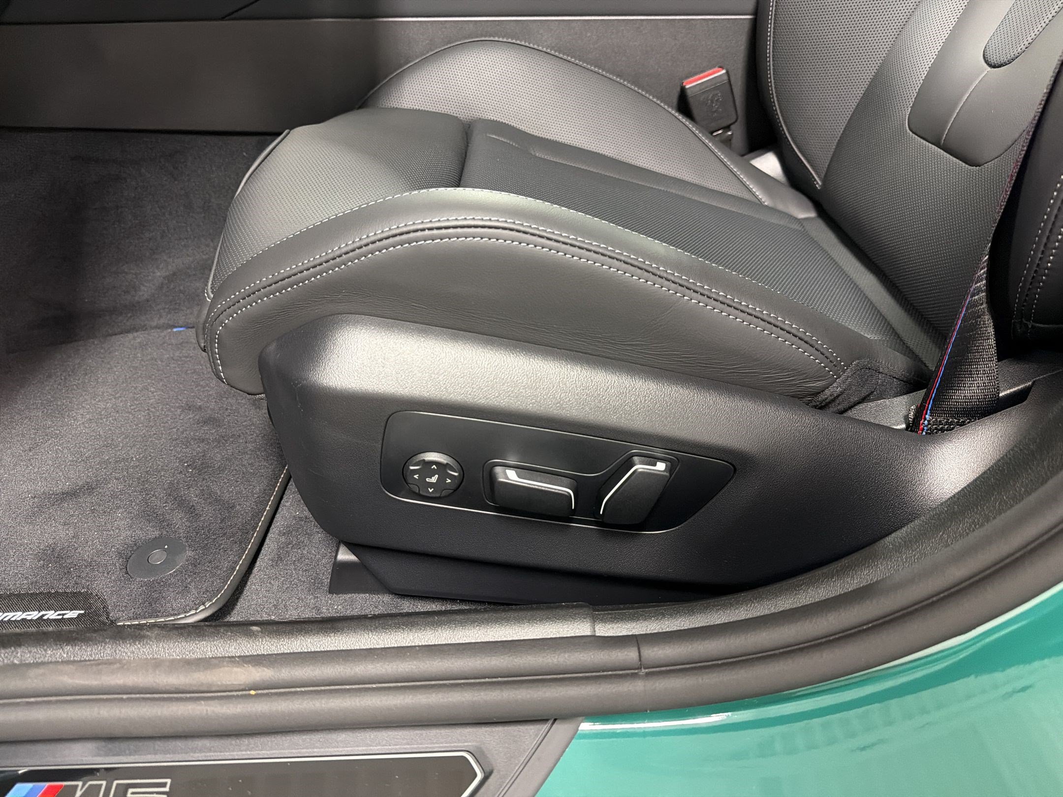New 2027 BMW M5 w/ Executive Package AWD/4WD image 15