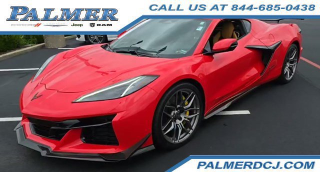 Used 2025 Chevrolet Corvette Z06 RWD image 1