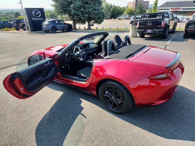 Used 2025 MAZDA MX-5 Miata Sport w/ Interior Package RWD image 18