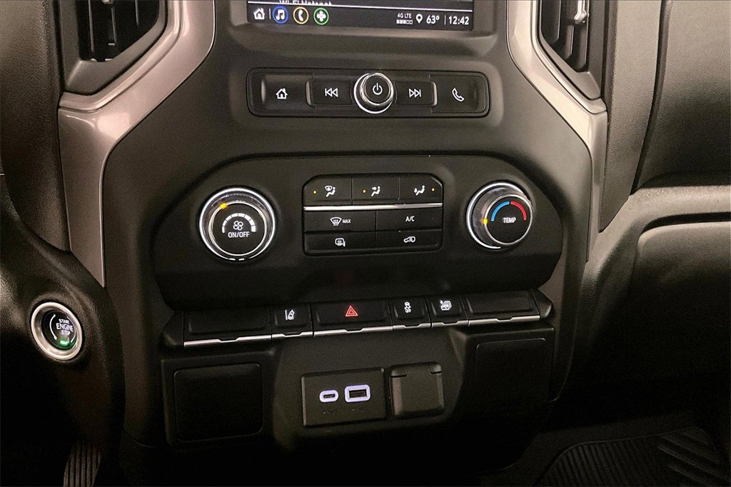 Used 2024 Chevrolet Silverado 2500 Custom image 16