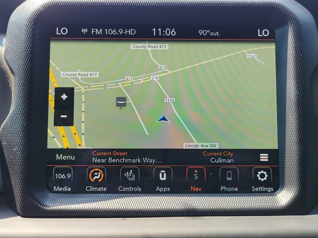 Used 2018 Jeep Wrangler Unlimited Sahara AWD/4WD image 19