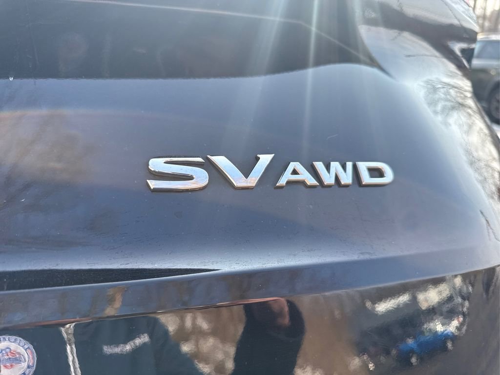 Used 2021 Nissan Rogue SV image 14