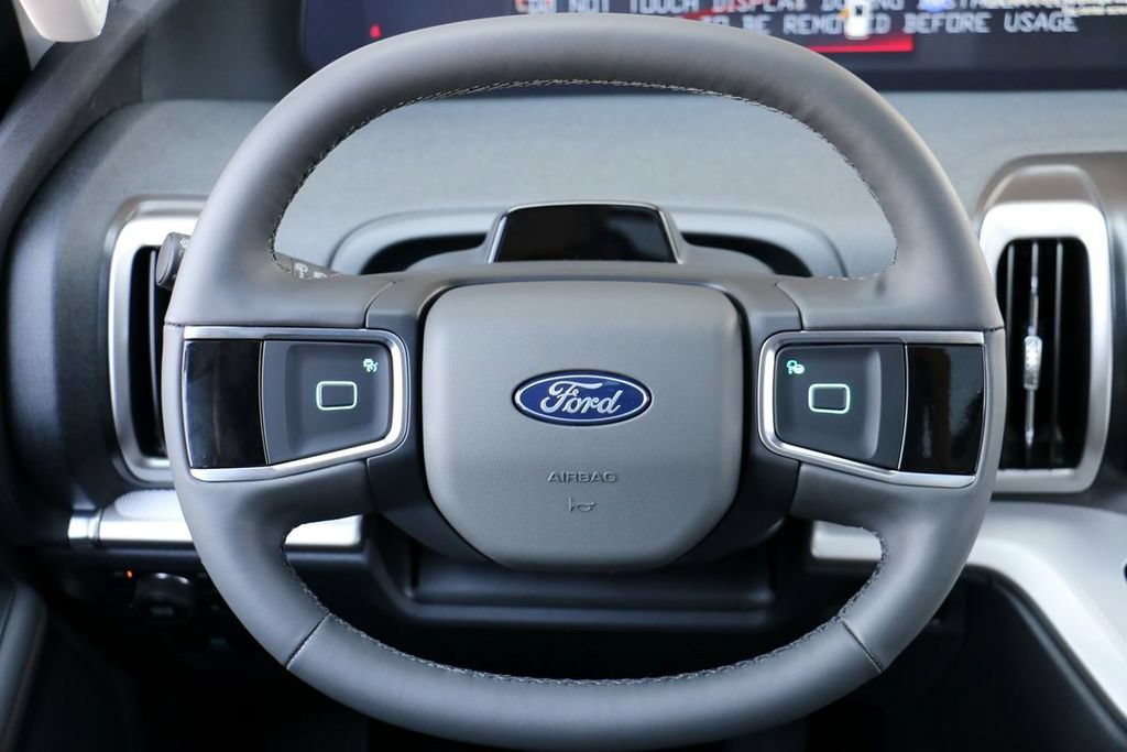 New 2025 Ford Expedition Active AWD/4WD image 25