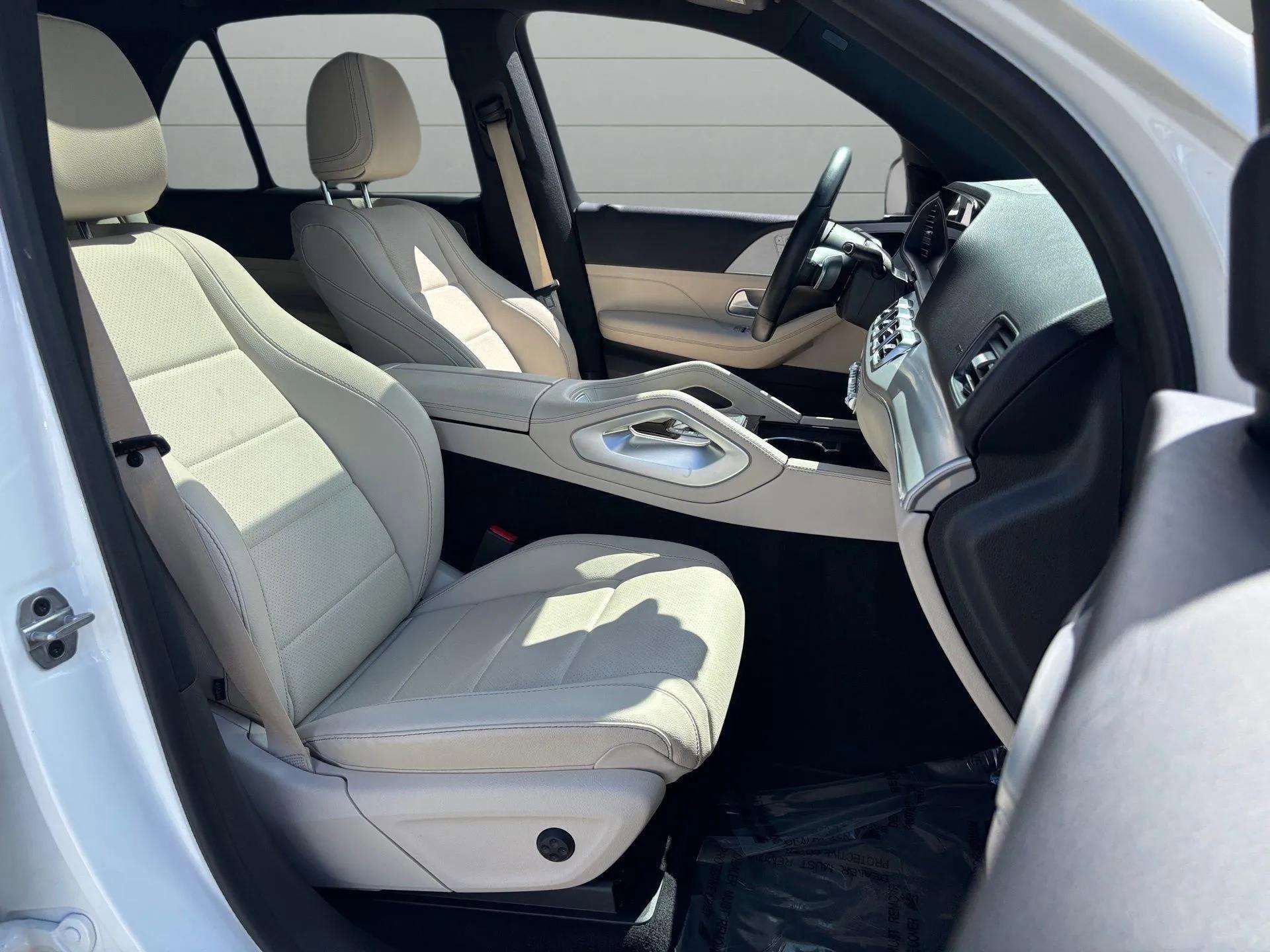 Used 2024 Mercedes-Benz GLE 450e 4MATIC image 30
