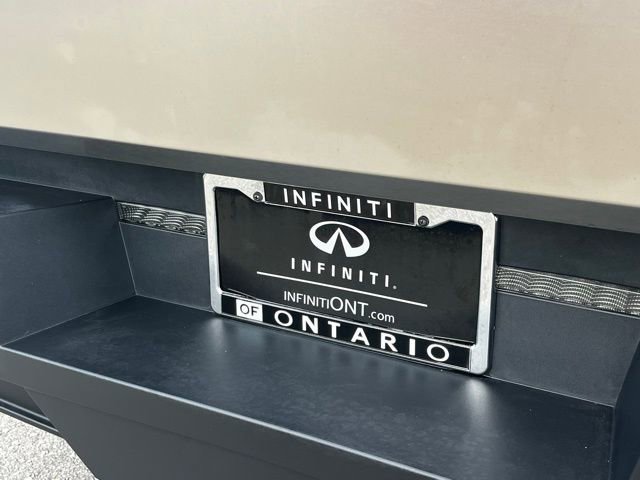 Used 2024 Tesla Cybertruck AWD Crew Cab image 36