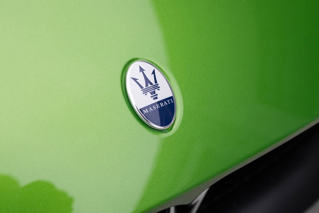 Used 2023 Maserati MC20 Spyder RWD image 13