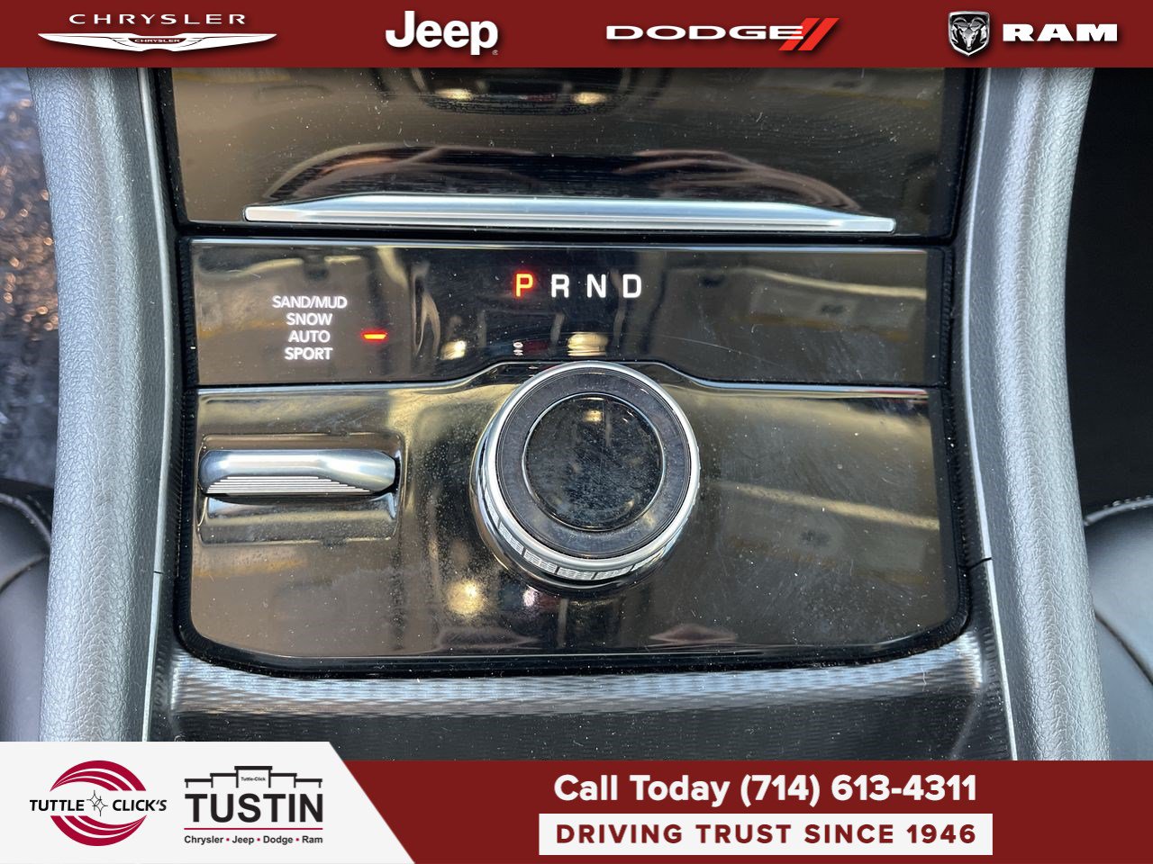 Used 2023 Jeep Grand Cherokee L Limited AWD/4WD image 19