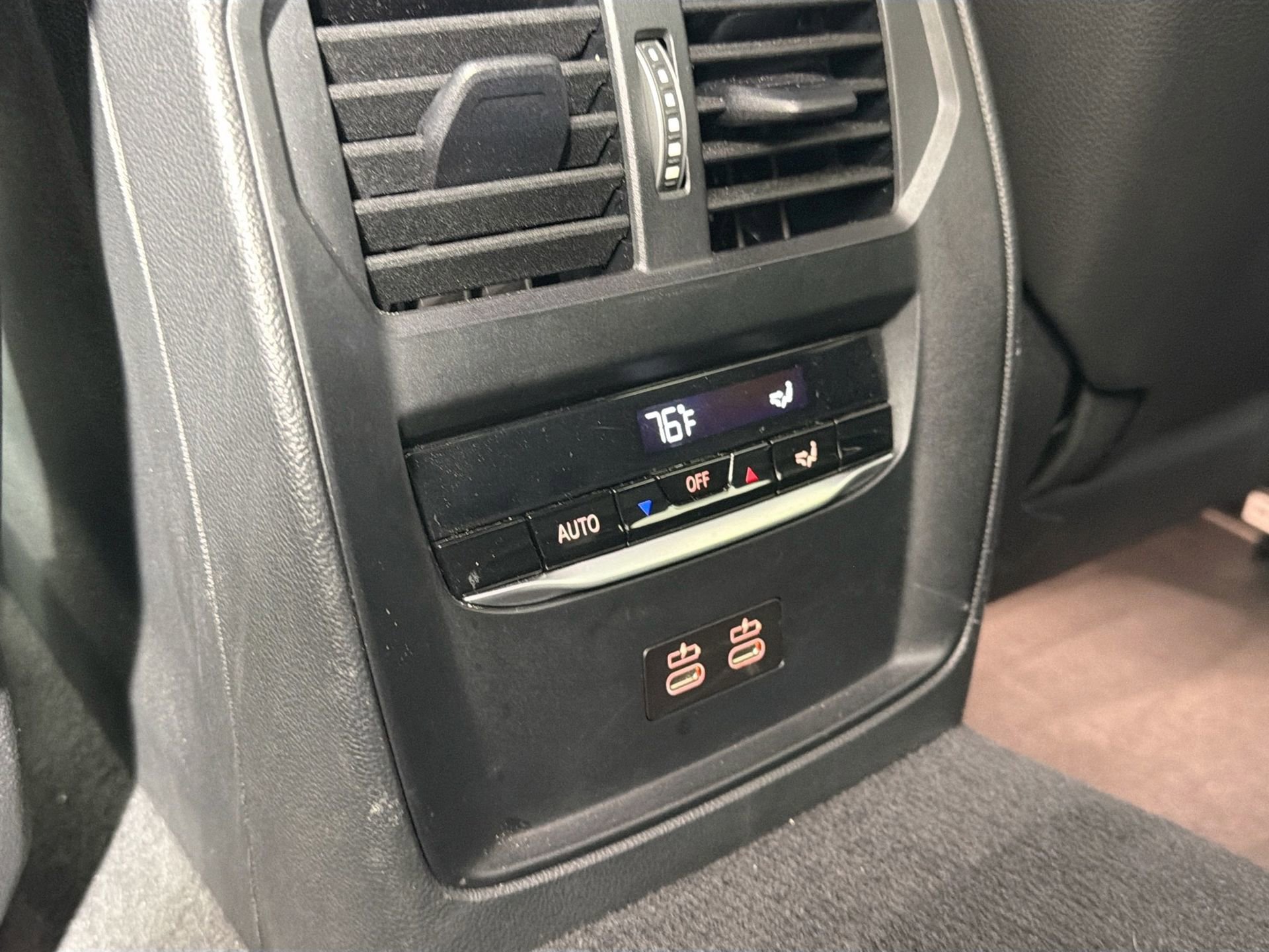 Used 2023 BMW M3 Competition w/ M Carbon Exterior Package image 26