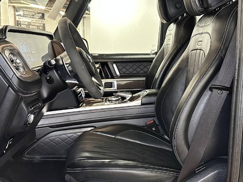 Used 2024 Mercedes-Benz G 63 AMG 4MATIC w/ Seat Comfort Package image 21