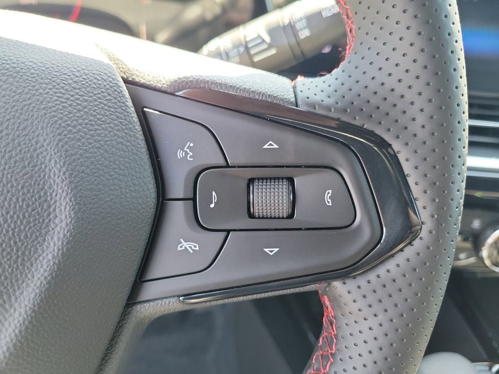 New 2026 Chevrolet Trax RS w/ Driver Confidence Package FWD image 6