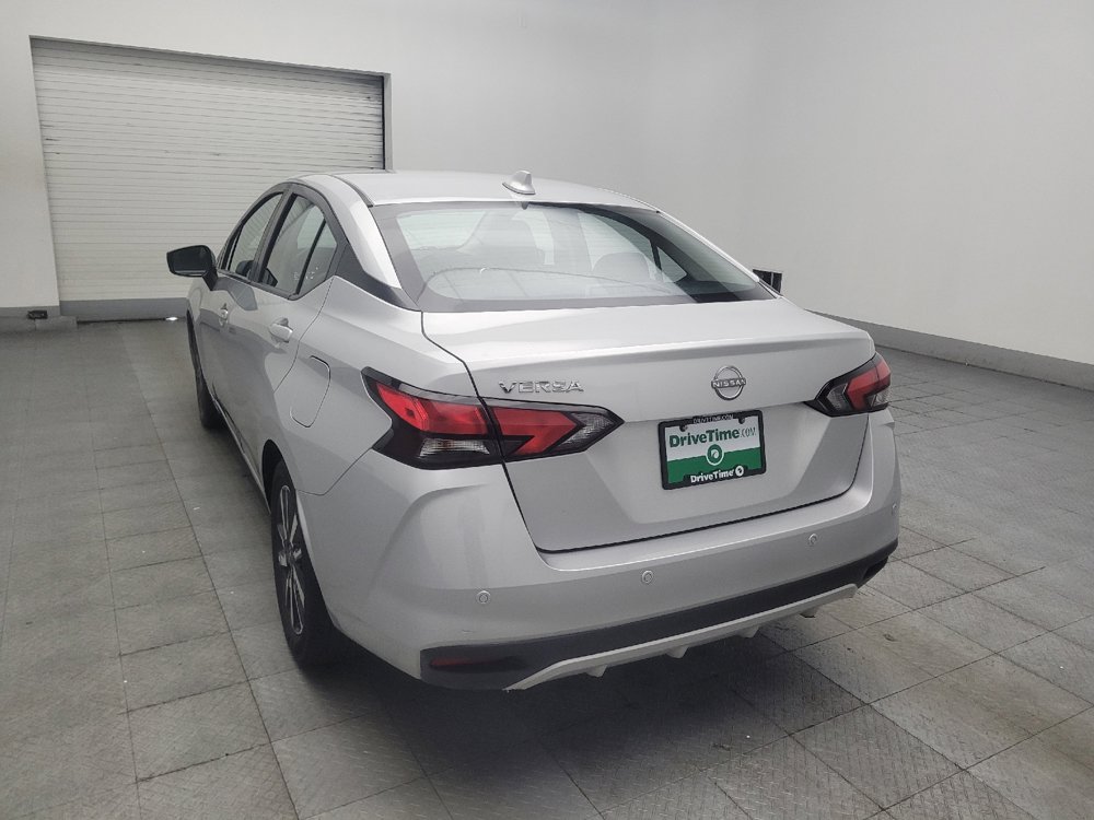 Used 2025 Nissan Versa SV FWD image 5