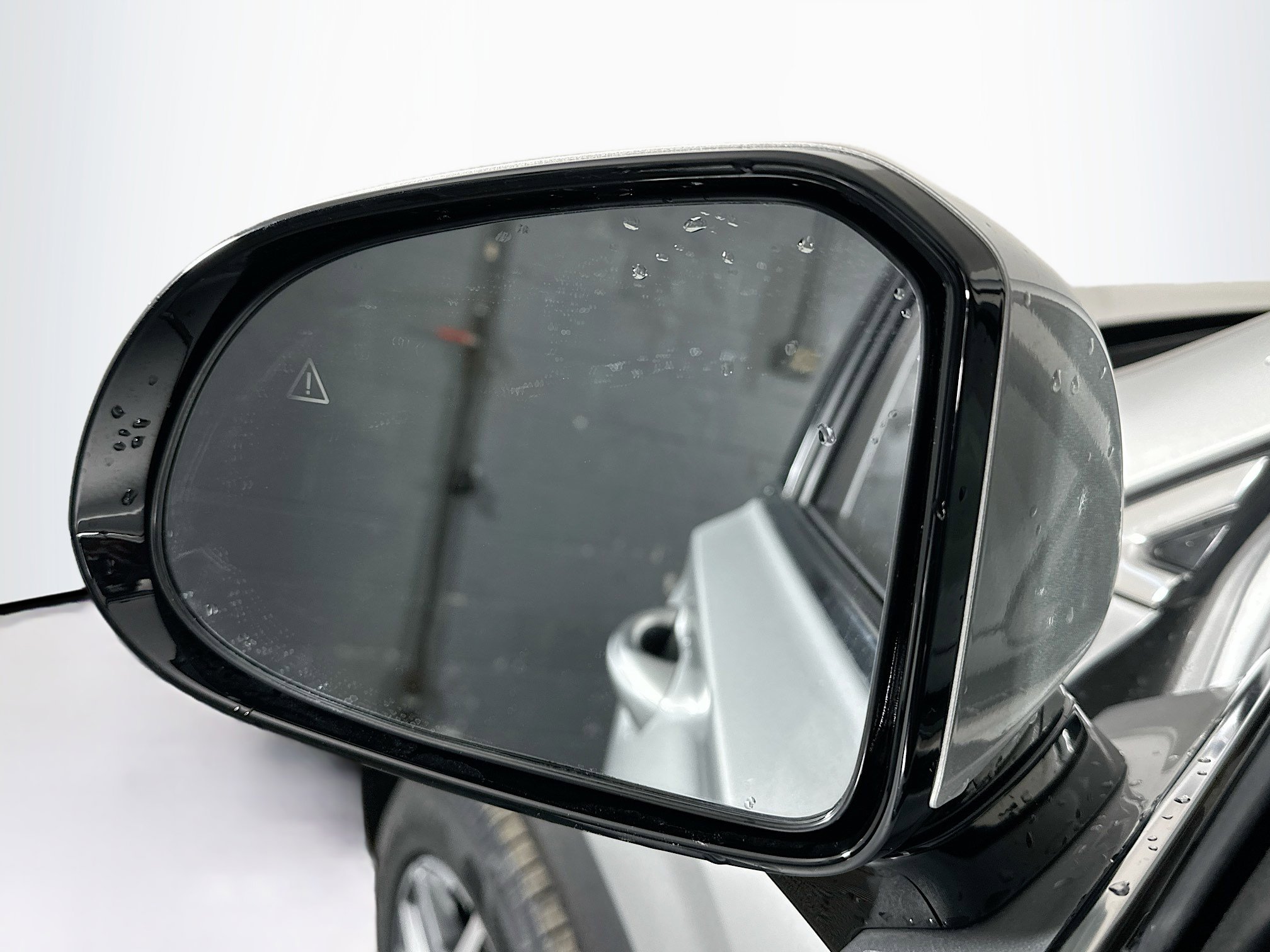 Used 2023 Hyundai Santa Fe Limited image 16