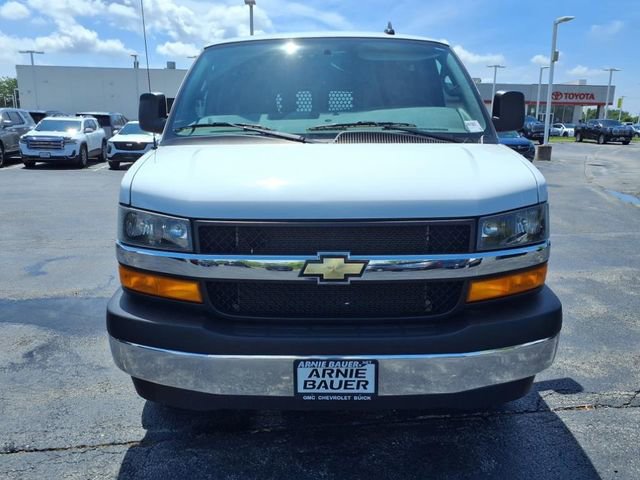 Used 2023 Chevrolet Express 2500 w/ Driver Convenience Package image 14