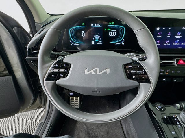 Used 2023 Kia Niro EX Touring FWD image 11