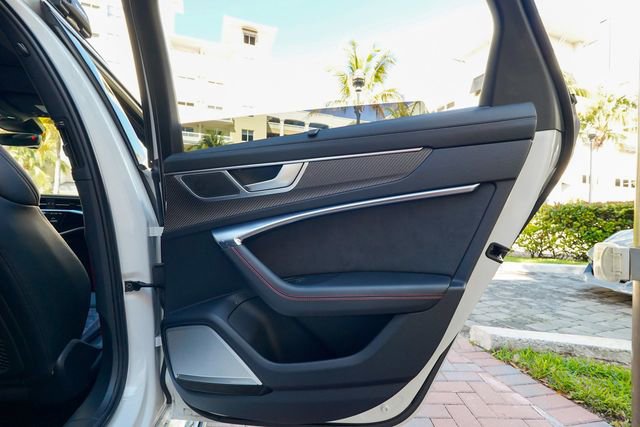 Used 2022 Audi RS 6 4.0 TFSI quattro image 91