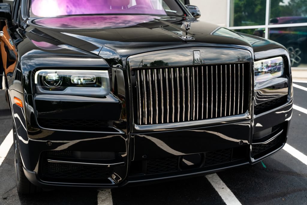 Used 2022 Rolls-Royce Cullinan Black Badge AWD/4WD image 5