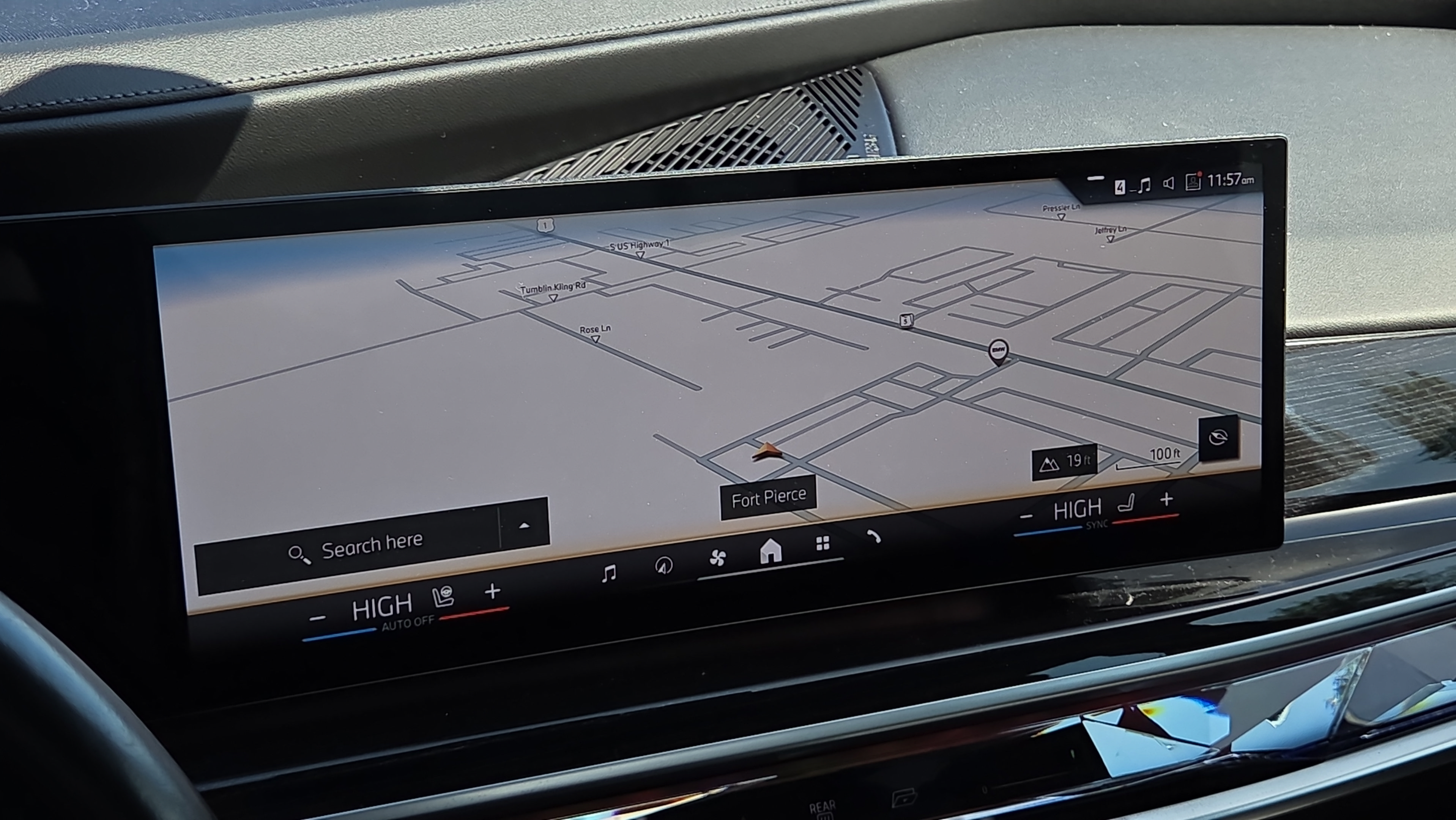 Used 2023 BMW 740i RWD image 25