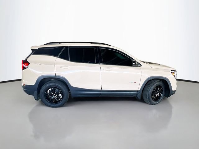 Used 2022 GMC Terrain AT4 w/ Infotainment Package II image 9