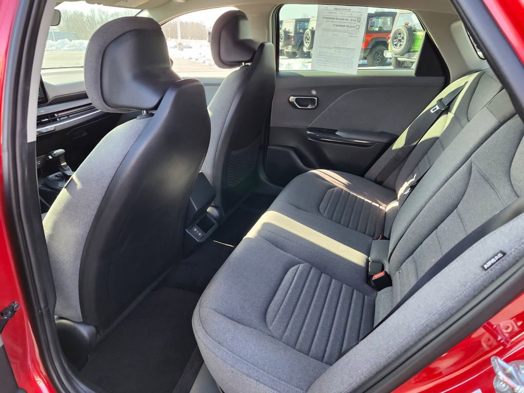Used 2025 Kia K4 EX image 8