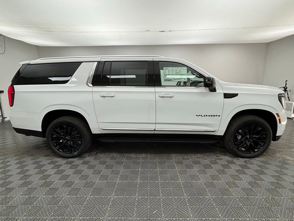 New 2026 GMC Yukon XL Elevation w/ LPO, Elevation Black Package image 7