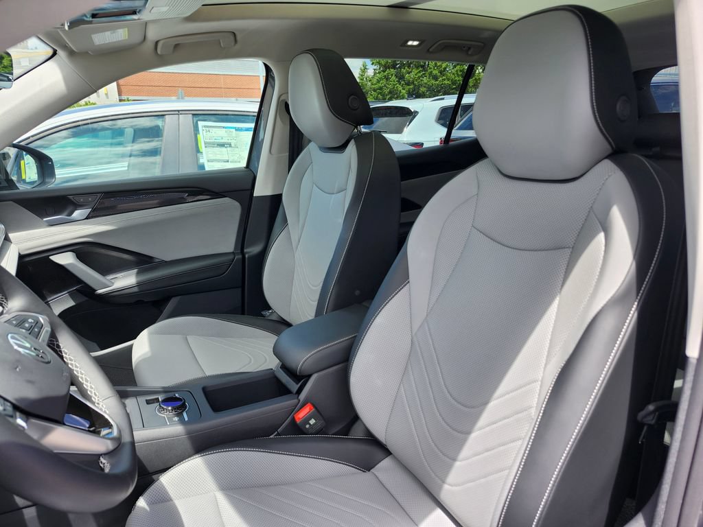 New 2026 Volkswagen Tiguan SE AWD/4WD image 10