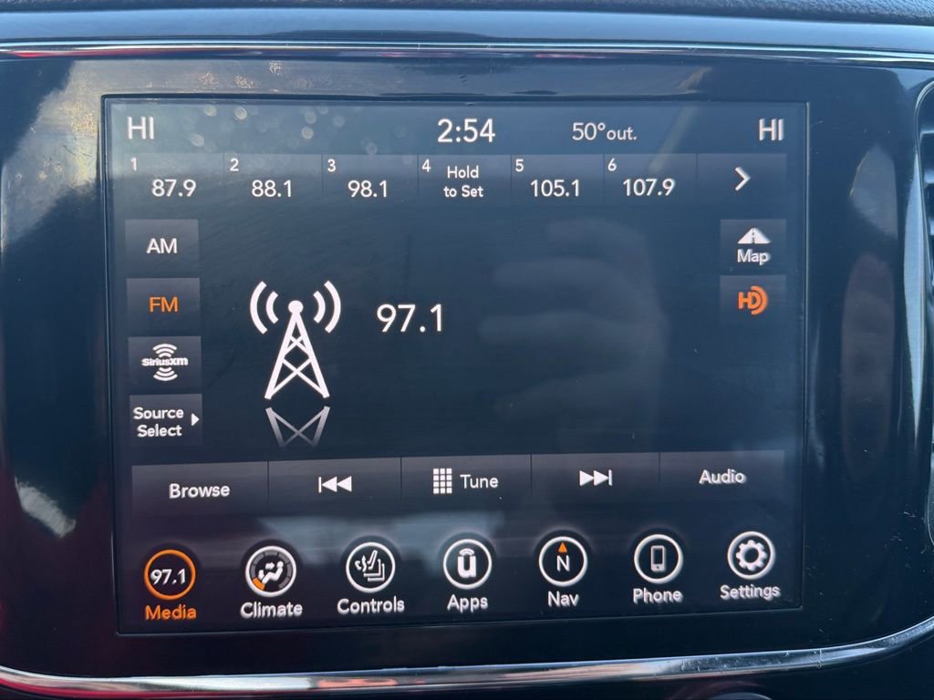 Used 2021 Jeep Grand Cherokee Limited image 27