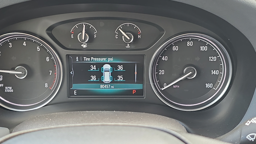 Used 2019 Buick Enclave Premium w/ Experience Buick Package AWD/4WD image 18