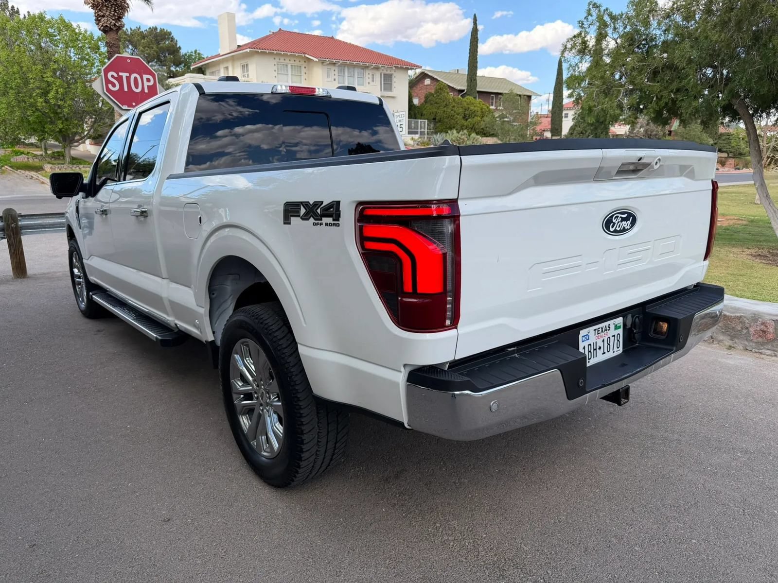 Used 2024 Ford F150 Lariat w/ FX4 Off-Road Package AWD/4WD image 3