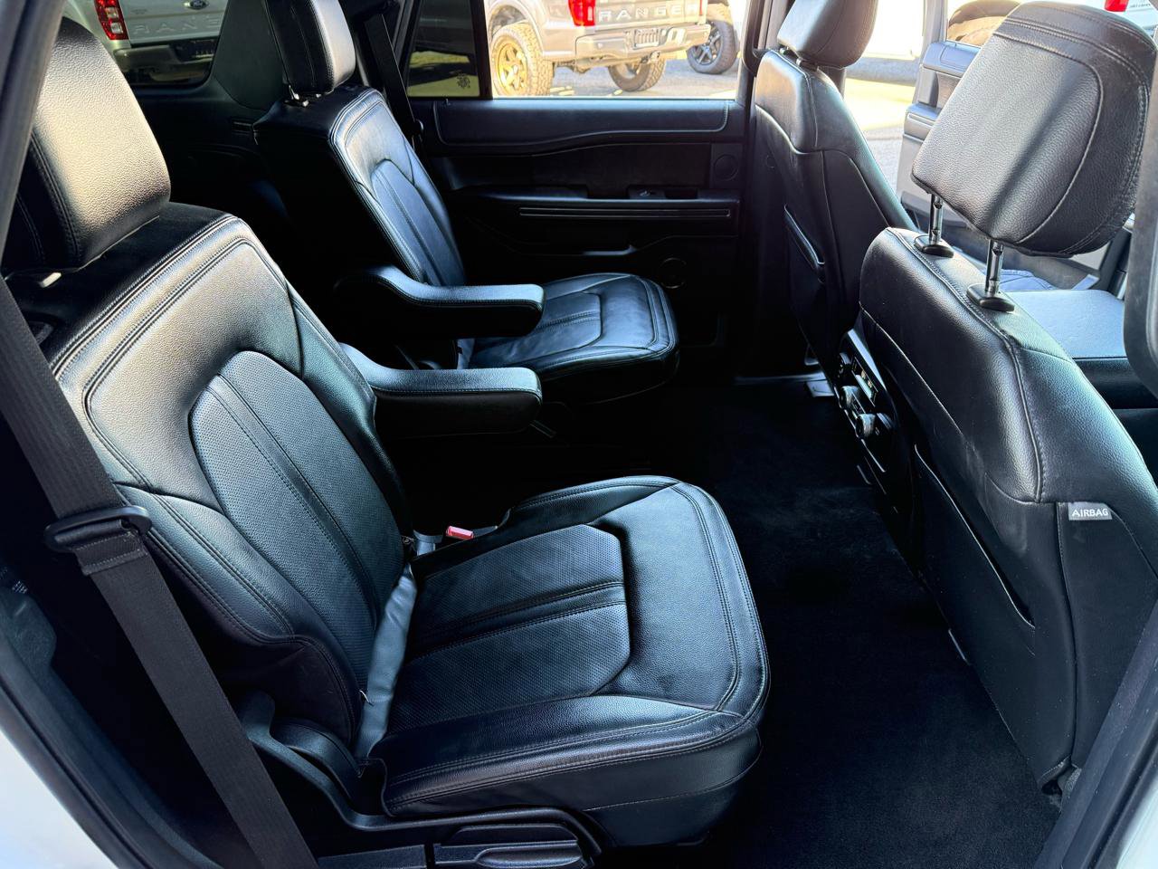 Used 2021 Ford Expedition Limited image 19