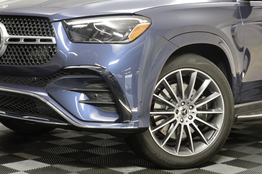 Used 2024 Mercedes-Benz GLE 350 4MATIC image 3