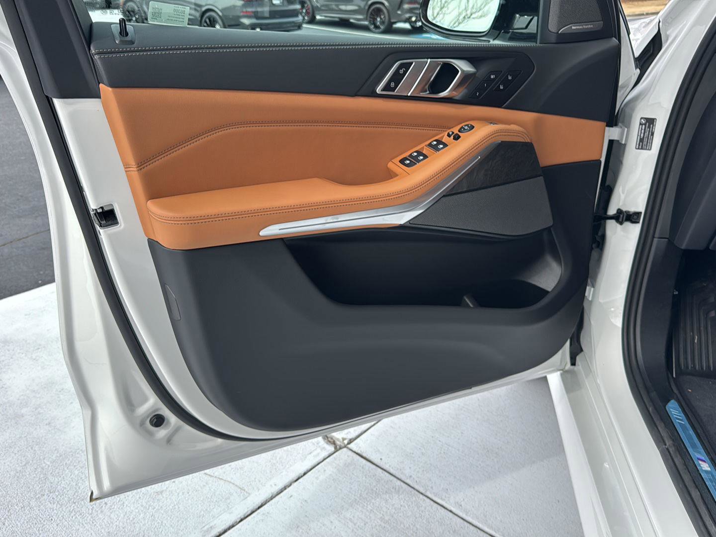 New 2026 BMW X5 sDrive40i image 14