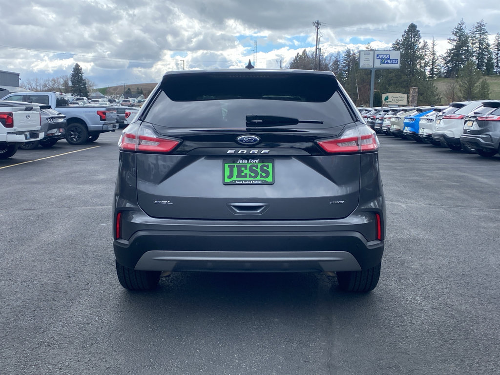 Certified 2022 Ford Edge SEL w/ Convenience Package image 9