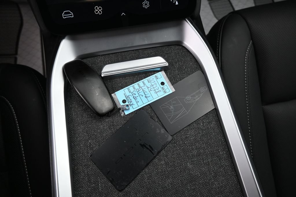 Used 2024 Lucid Air Pure RWD image 32
