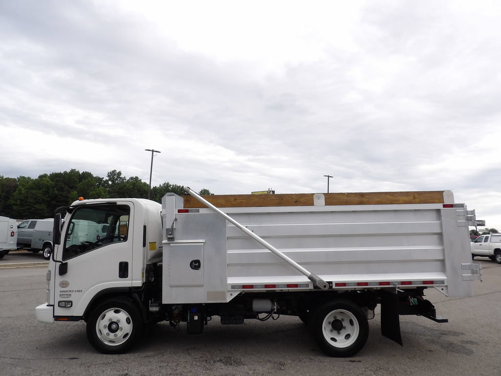 Used 2024 Chevrolet Low Cab Forward 5500HD RWD image 15
