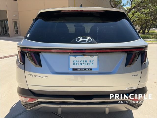 Used 2023 Hyundai Tucson Limited w/ Cargo Package AWD/4WD image 4