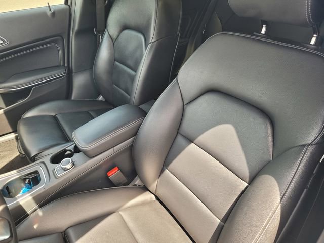 Used 2020 Mercedes-Benz GLA 250 4MATIC image 13