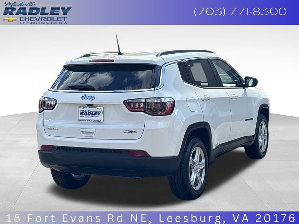 Used 2024 Jeep Compass Latitude image 7
