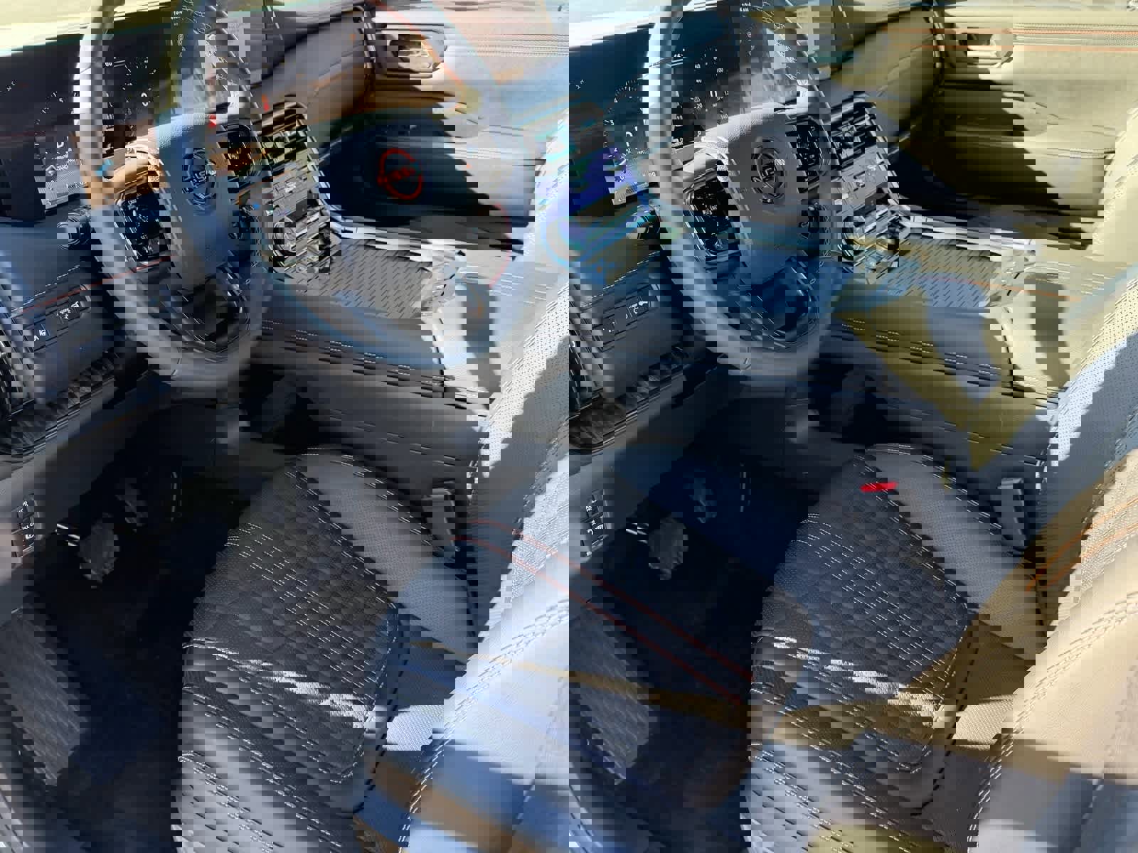 Certified 2025 Nissan Armada PRO-4X w/ Pro-4X Premium Package video 2