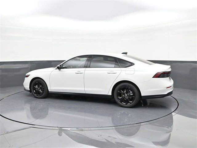 New 2025 Honda Accord SE image 5