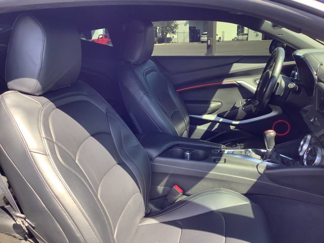 Used 2022 Chevrolet Camaro LT RWD image 28