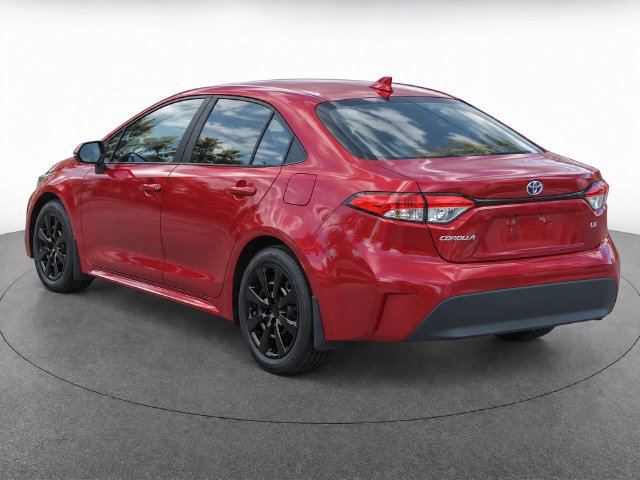 Used 2025 Toyota Corolla LE FWD image 3