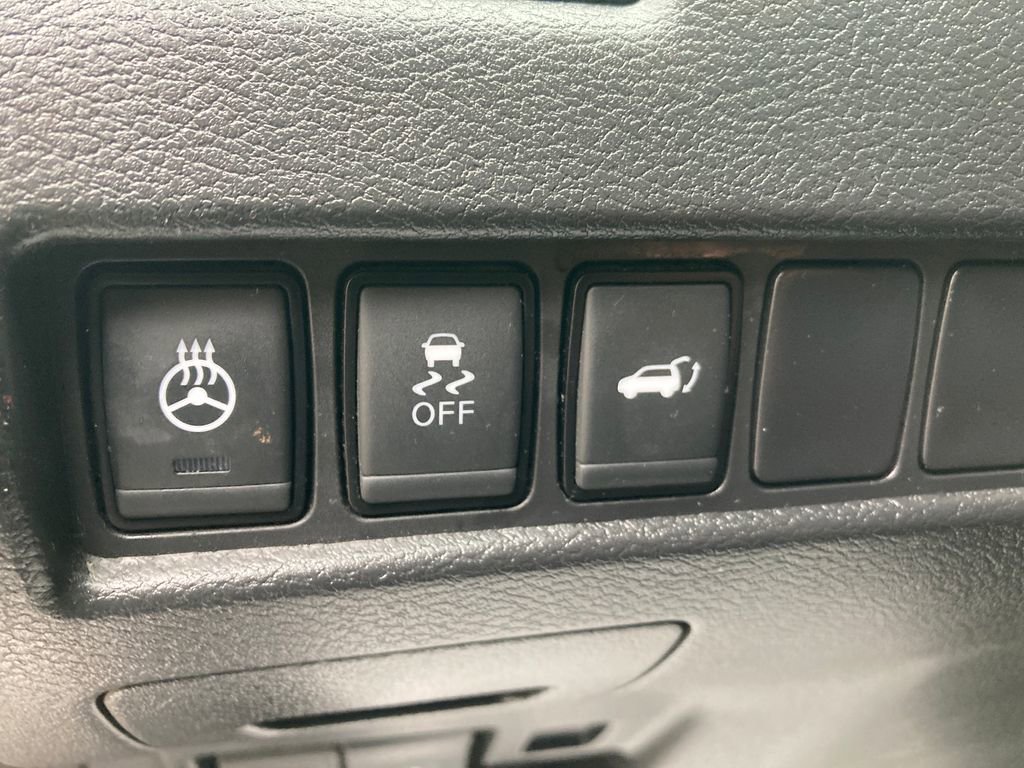 Used 2018 Nissan Murano SL w/ Moonroof Package image 36